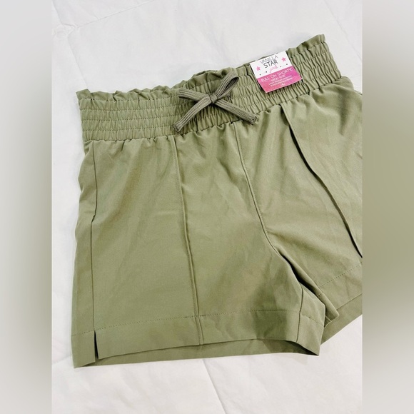 VANILLA STAR• Girls Olive Green Pull On Shortie High Rise Elastic Waist Shorts L - Picture 3 of 7